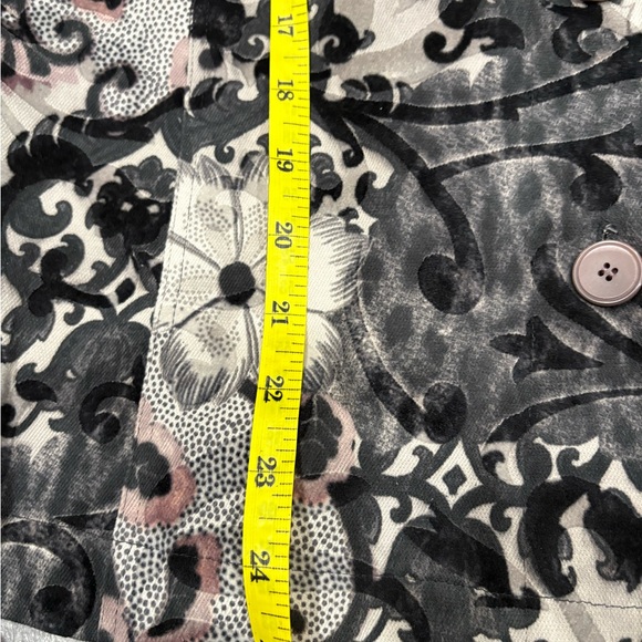 [US8]Eugen Klein Floral Patterned Textured Women's Denim Jacket - Picture 5 of 7